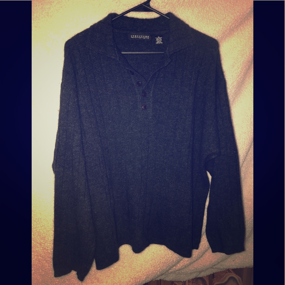 Men’s sweater